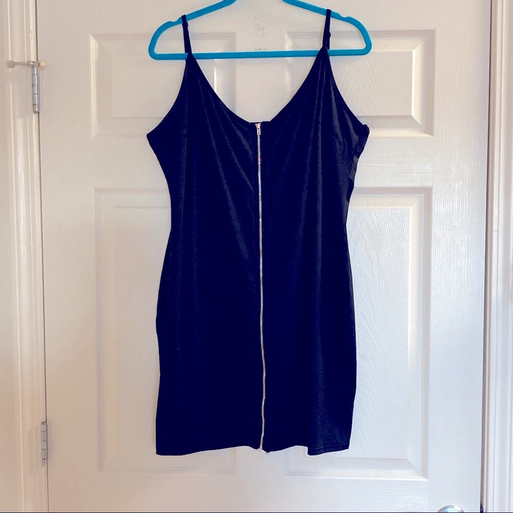 SHEIN BLACK DRESS WITH ZIPPER